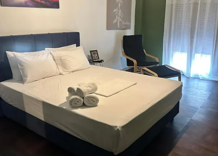 One Salonica Deluxe Apartment 1