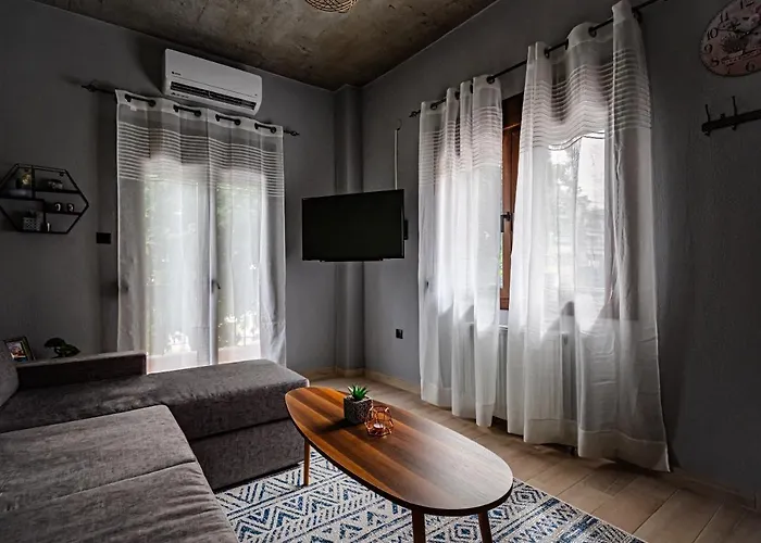 One Salonica Deluxe Apartment 1